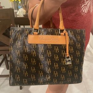 Dooney & Bourke Purse